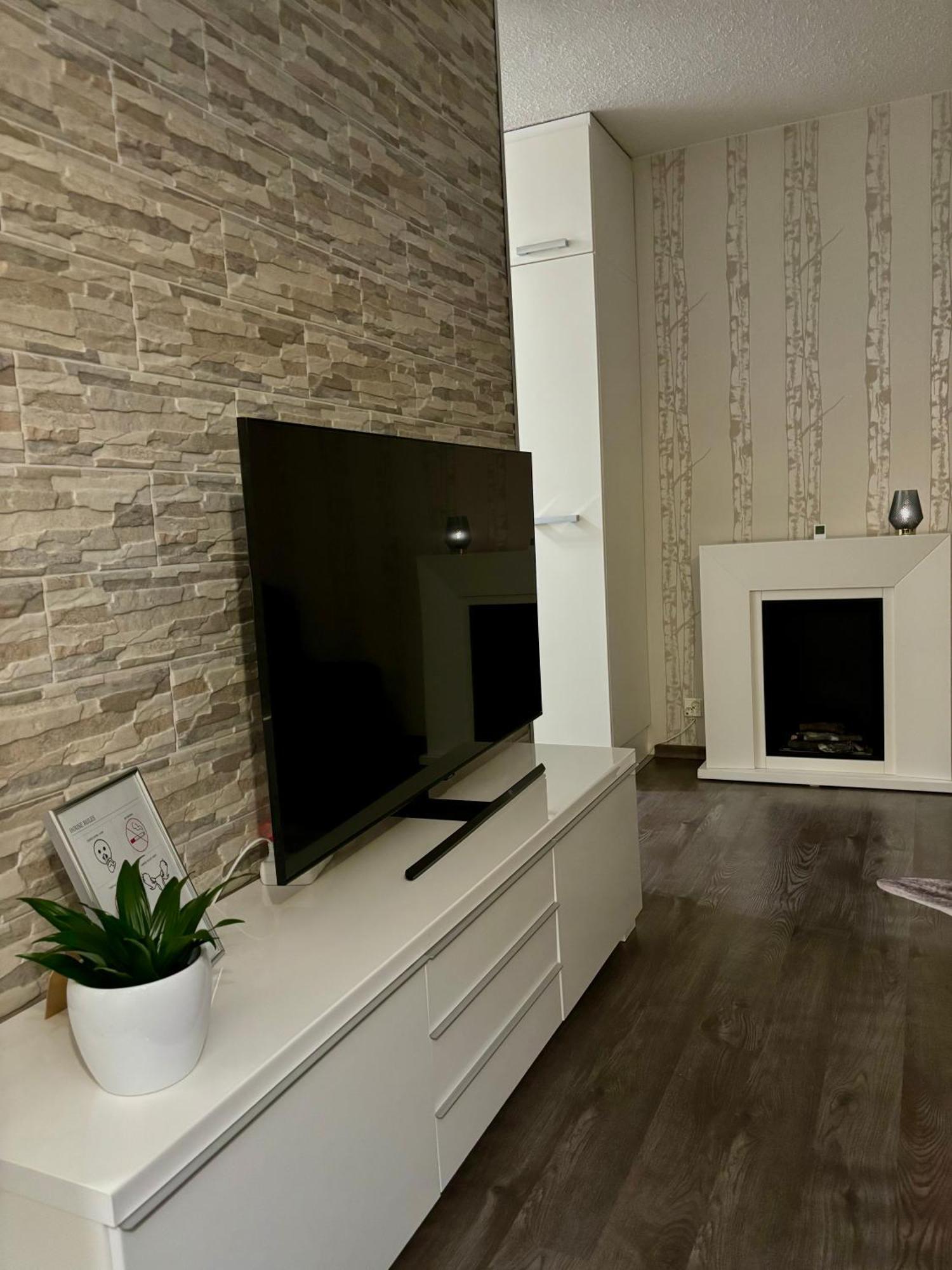 Vartiomaja - Beautiful Apartment Near Arktikum Rovaniemi Dış mekan fotoğraf